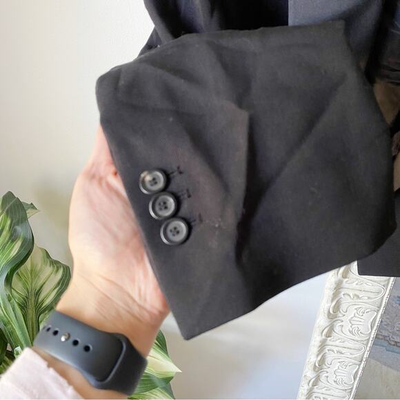 Zara Limited Edition Oversized Cropped Blazer - Picture 3 of 11